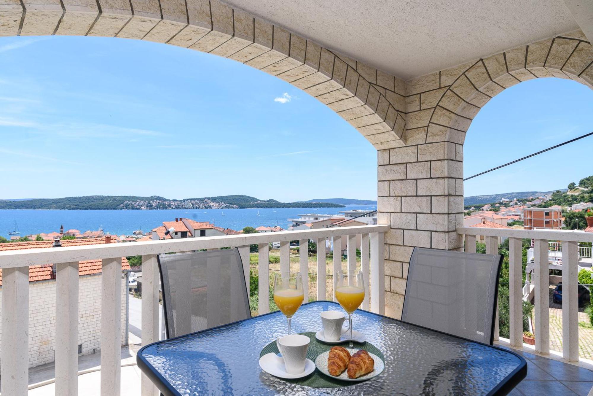 Apartments Eva Trogir Kültér fotó